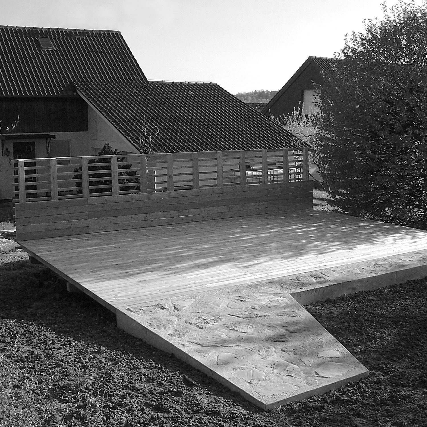 Beispiel Garten nach Planung von Holzdeck bei Nürtingen